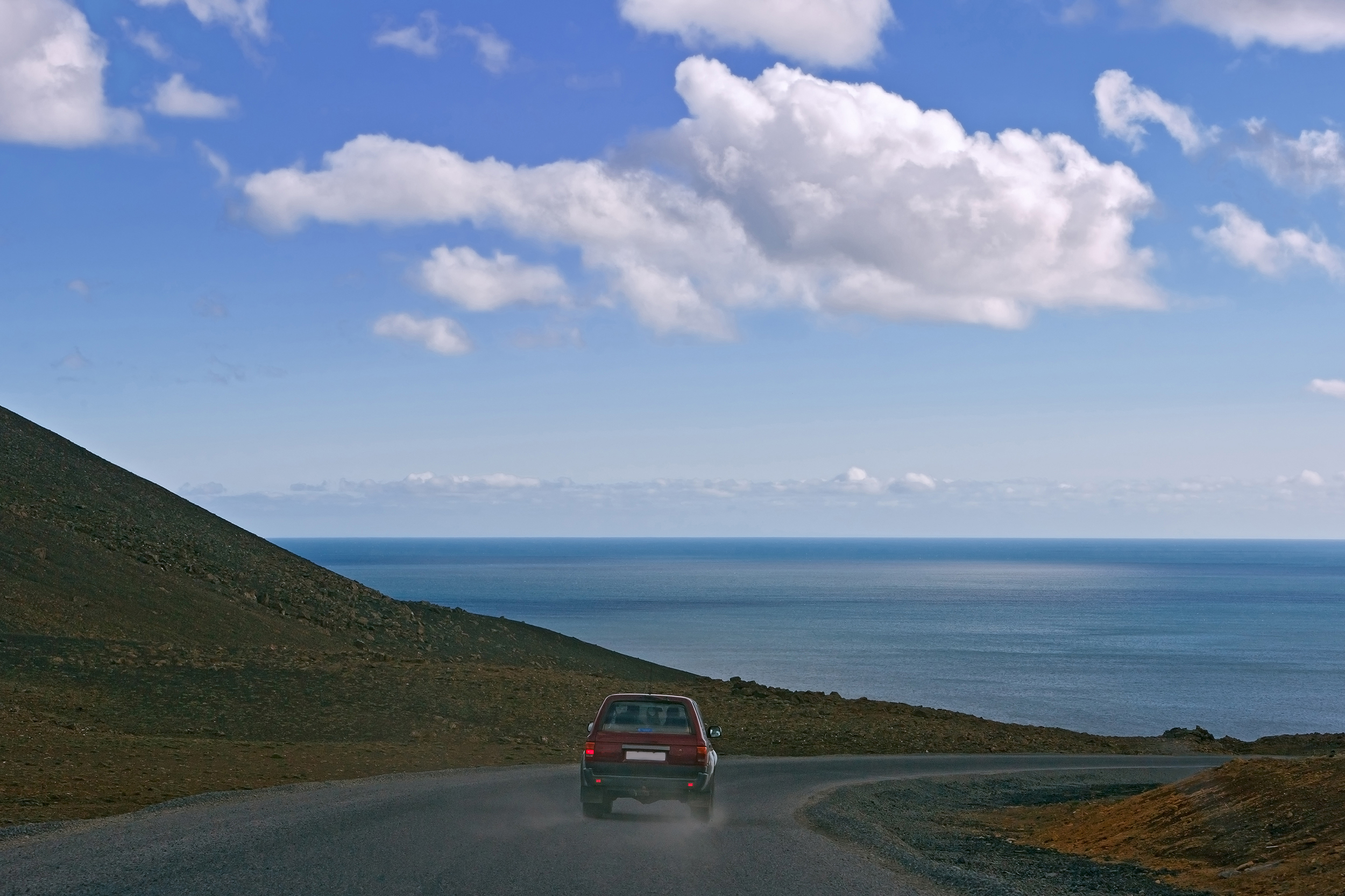 Куда переехать на море. Путешествие на машине. Путешествие к морю на автомобиле. Авто для путешествий. Дорога к морю.