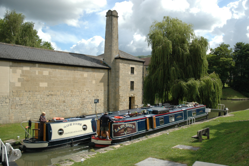 canal boat trip bath